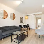 Ola Living Poblenou Beach